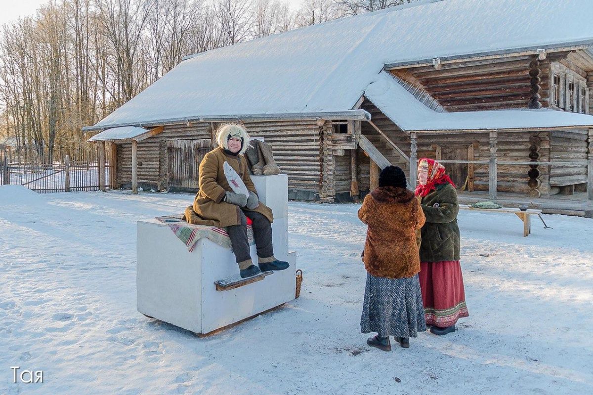 К Новогодним звёздам синих куполов (с обедом)