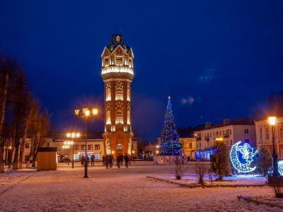 Новогодний вернисаж в Старой Руссе (с обедом)