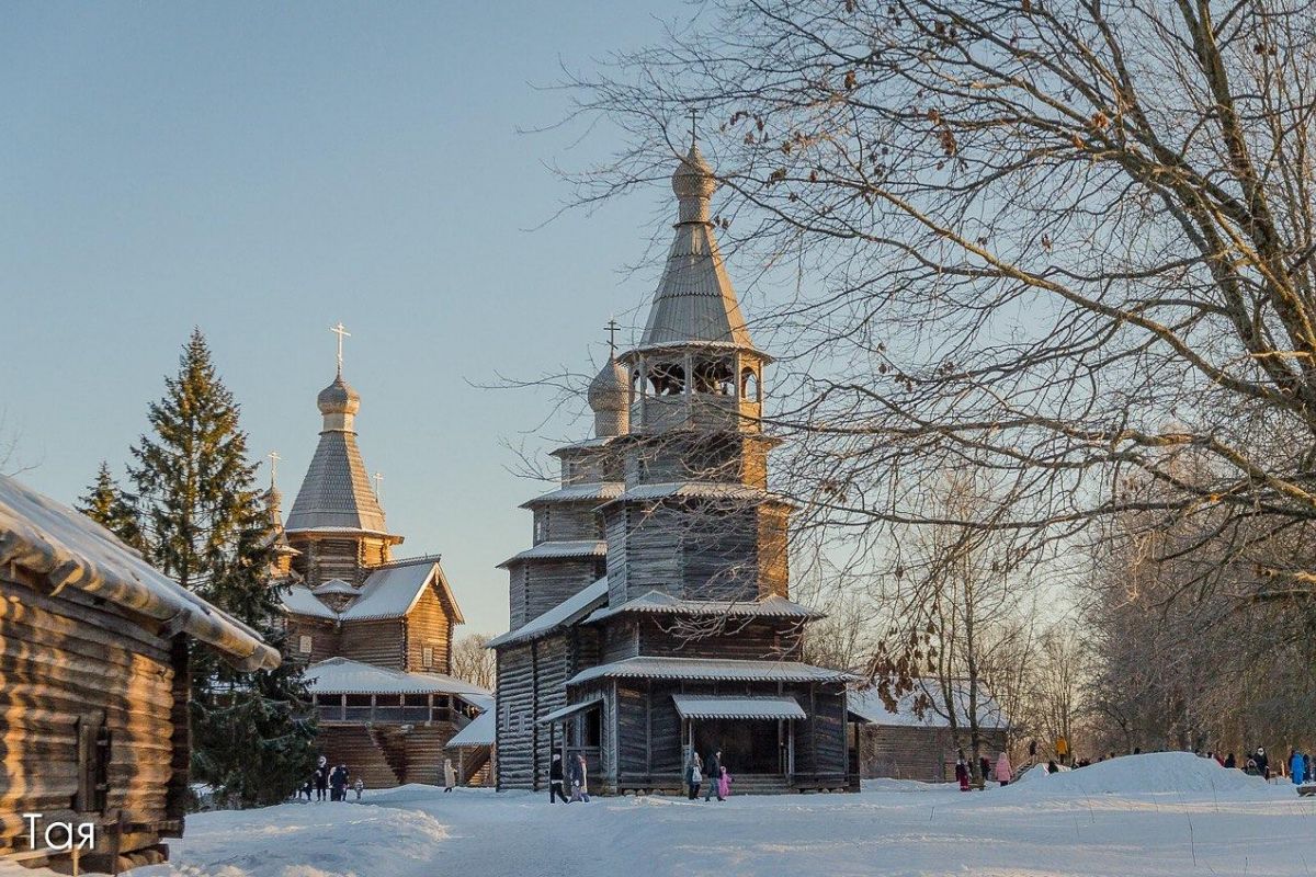 К Новогодним звёздам синих куполов (с обедом)