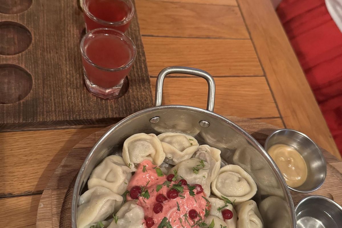 Тюмень Застольная. Пешком по городу. 18+.