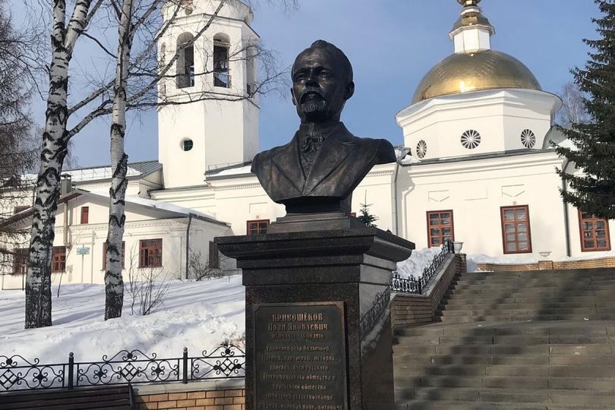 Новогоднее театральное путешествие в Кудымкар. Спектакль согласно афише