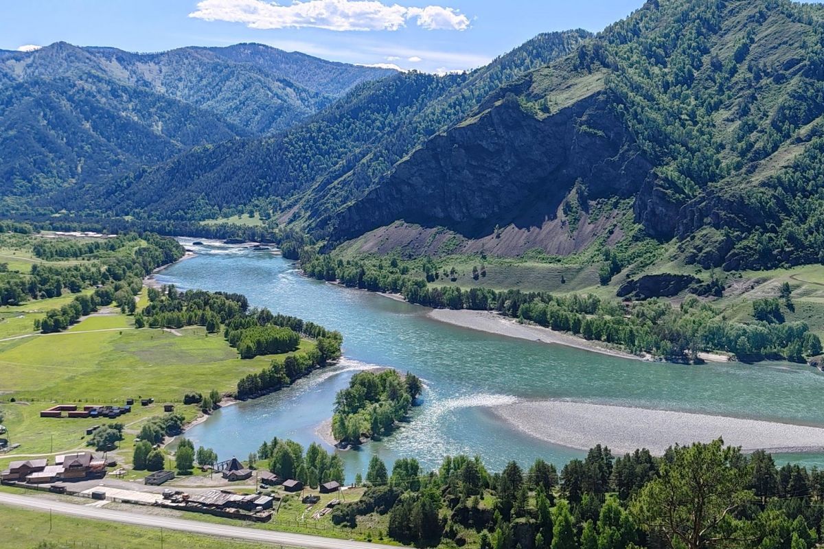 Красивый Алтай (фотолокации, платья включены)