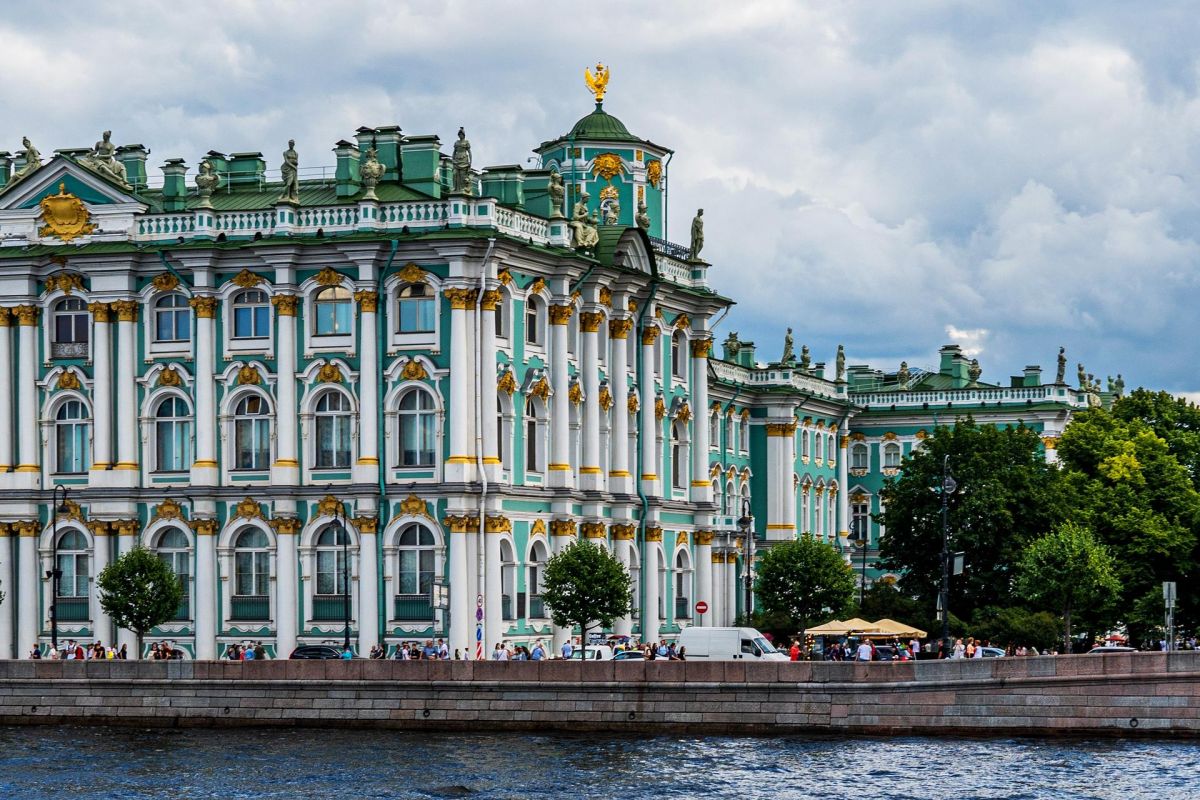 Закованный в мрамор. 5 дней. Лето 2026