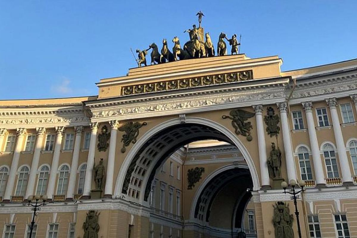Автобусная обзорная экскурсия по Петербургу