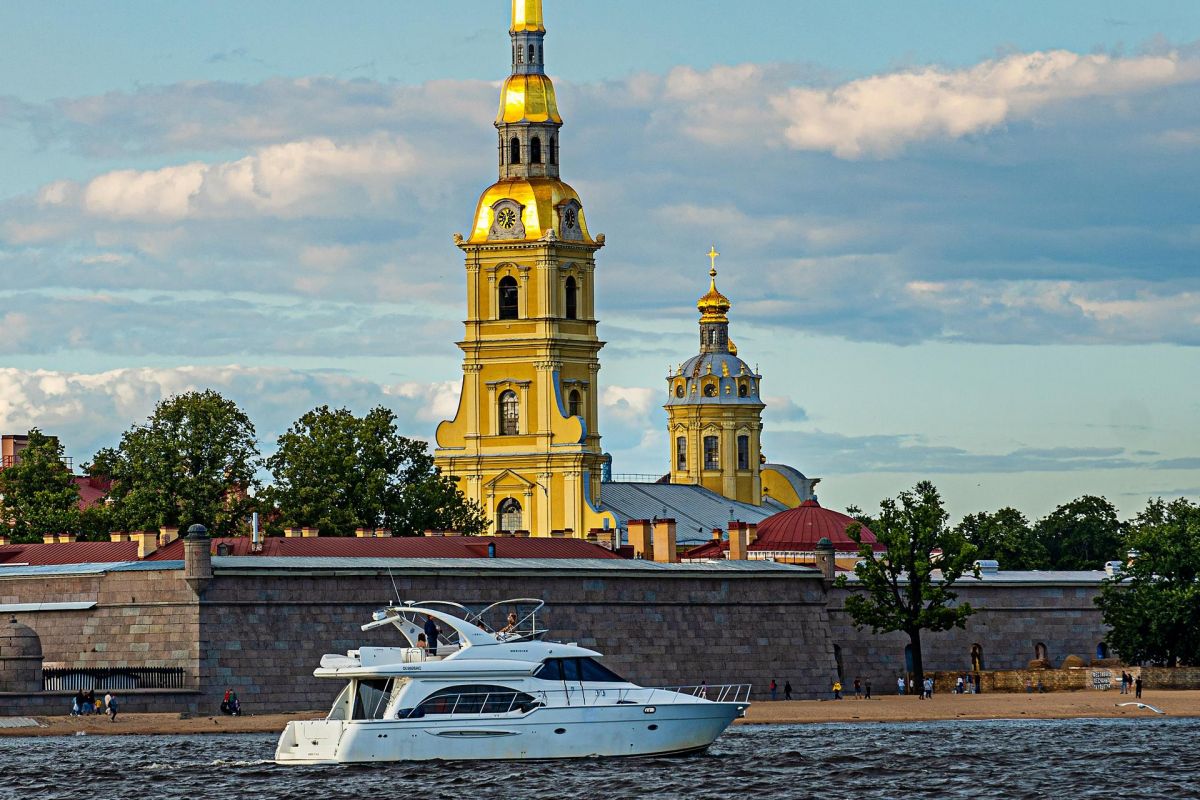 Закованный в мрамор. 5 дней. Лето 2026