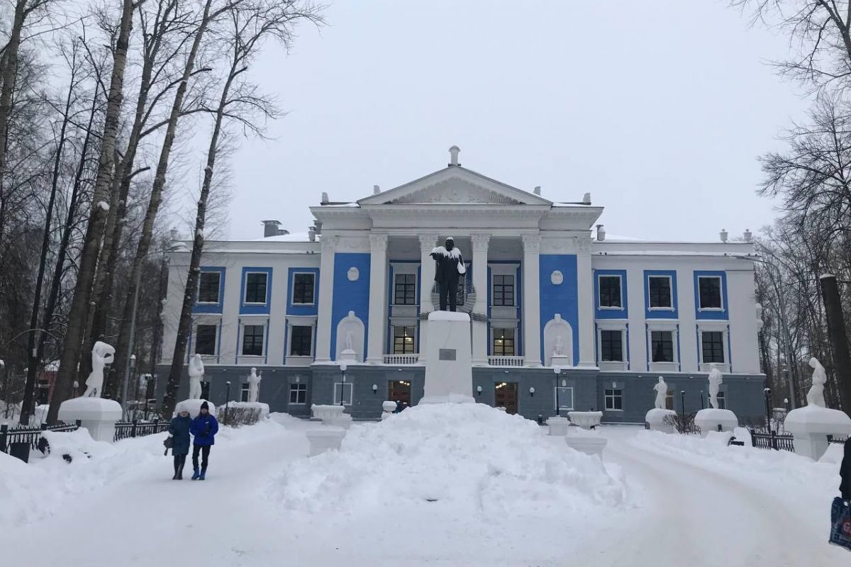 Театральный Глазов. Спектакль согласно афише театра