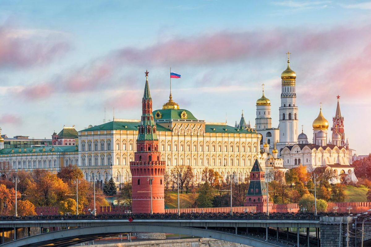 Путешествие из Петербурга в Москву. 7 дней. Лето 2026